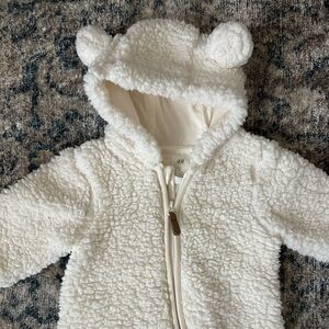 H&M bundle reserved for Cynthia itsayeri